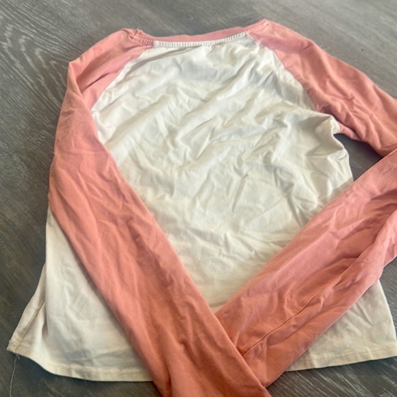 basic slim fit h&m long sleeve color block top ! super cute (never worn) - Picture 2 of 3